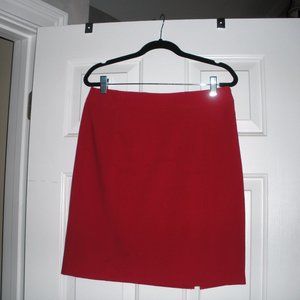 MODA International VS red straight skirt 2 pleats in back SZ 6